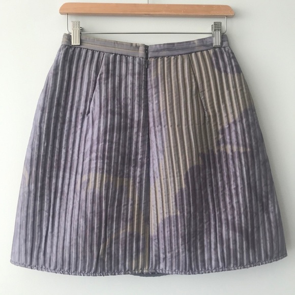 💰PRICE DROP💰VGUC Emporio Armani knee high skirt - Picture 4 of 8